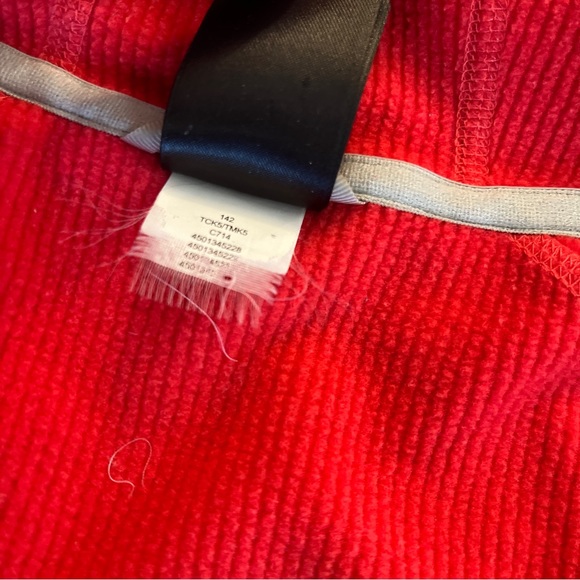 The North Face Women’s Zip Up Hoodie (M) - Picture 5 of 9